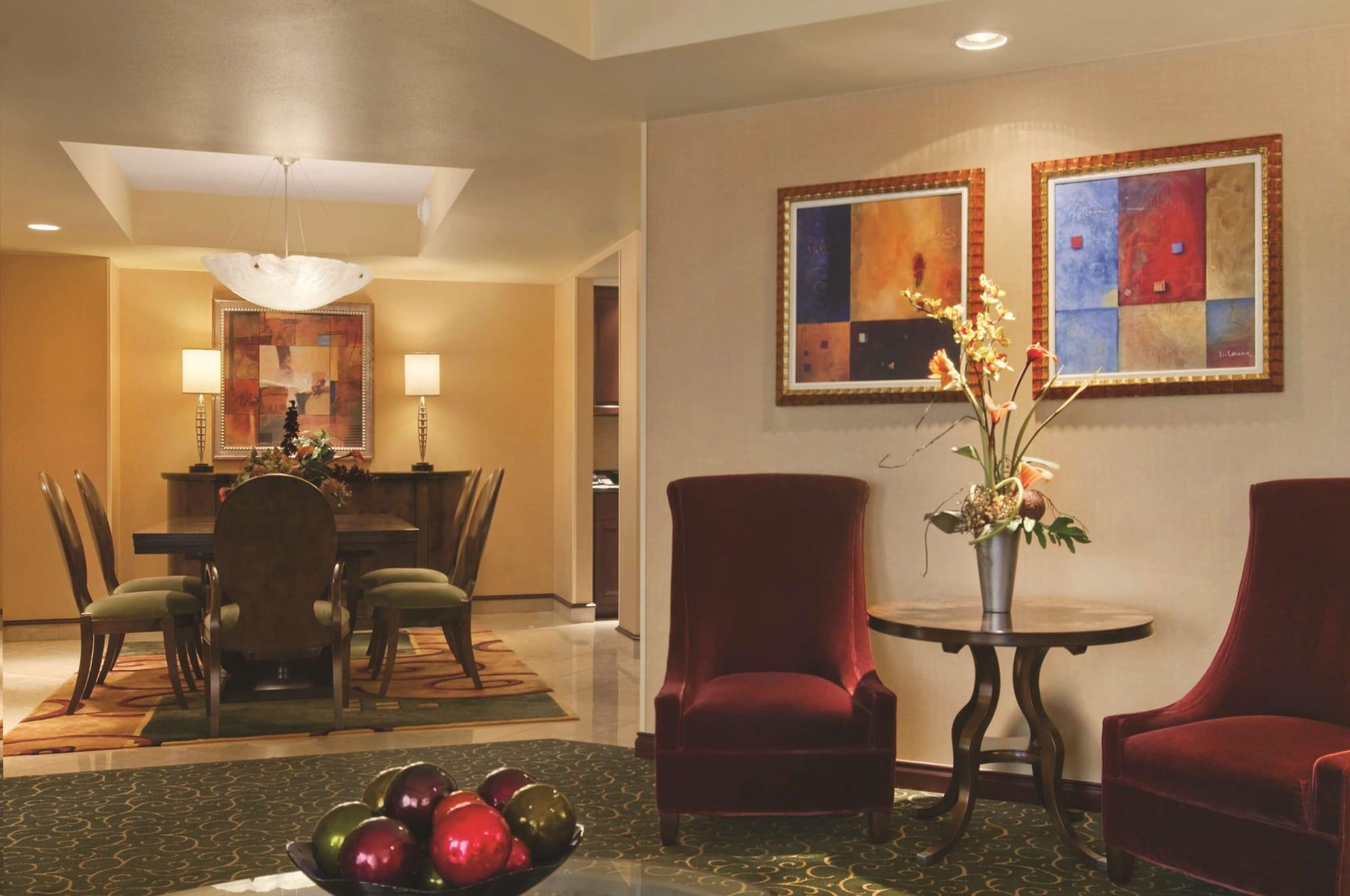 Embassy Suites By Hilton Hampton Convention Center Buitenkant foto